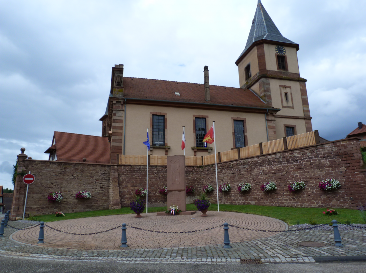 Monument_aux_morts_1